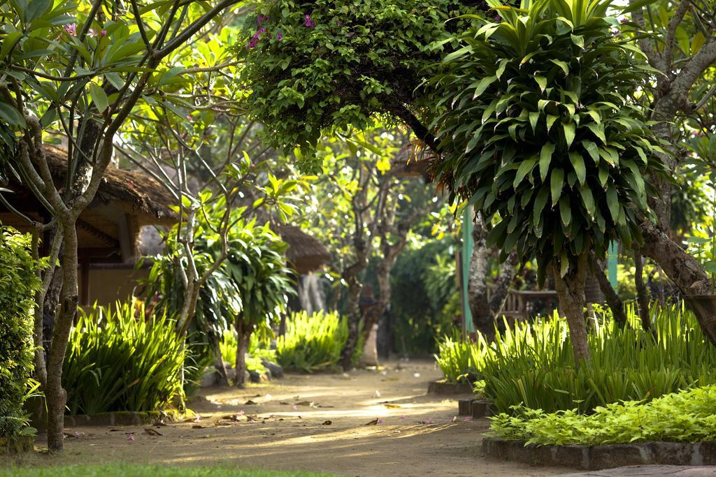 La Taverna Suites Sanur  Exterior photo
