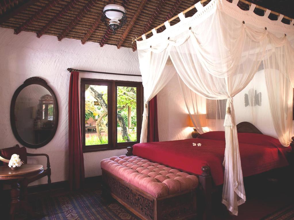 La Taverna Suites Sanur  Exterior photo