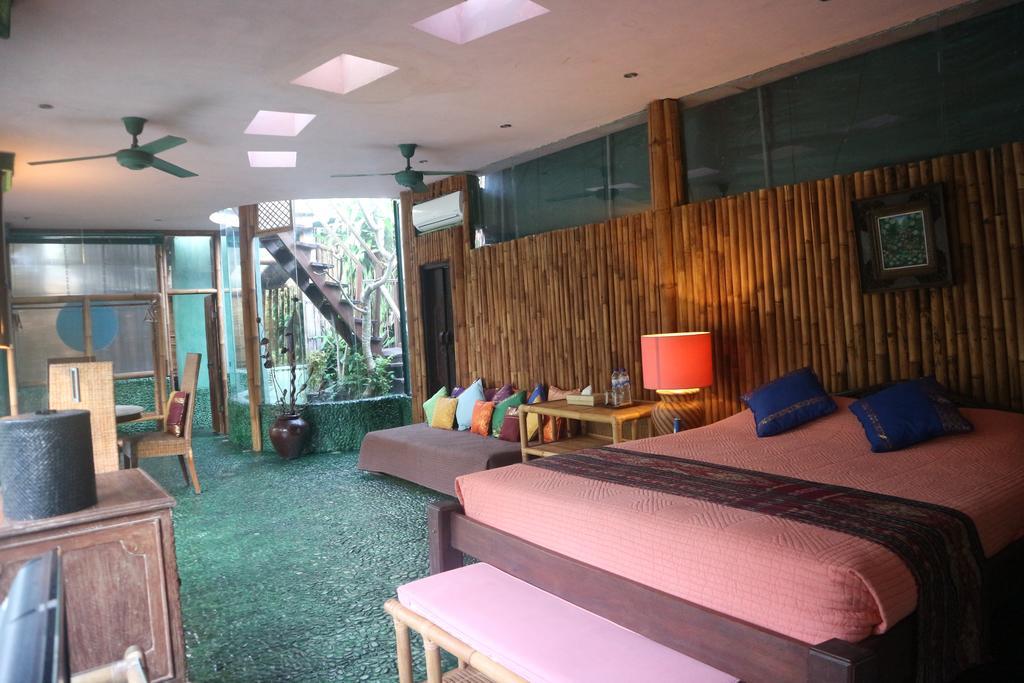 La Taverna Suites Sanur  Exterior photo