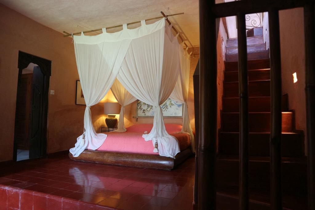 La Taverna Suites Sanur  Exterior photo