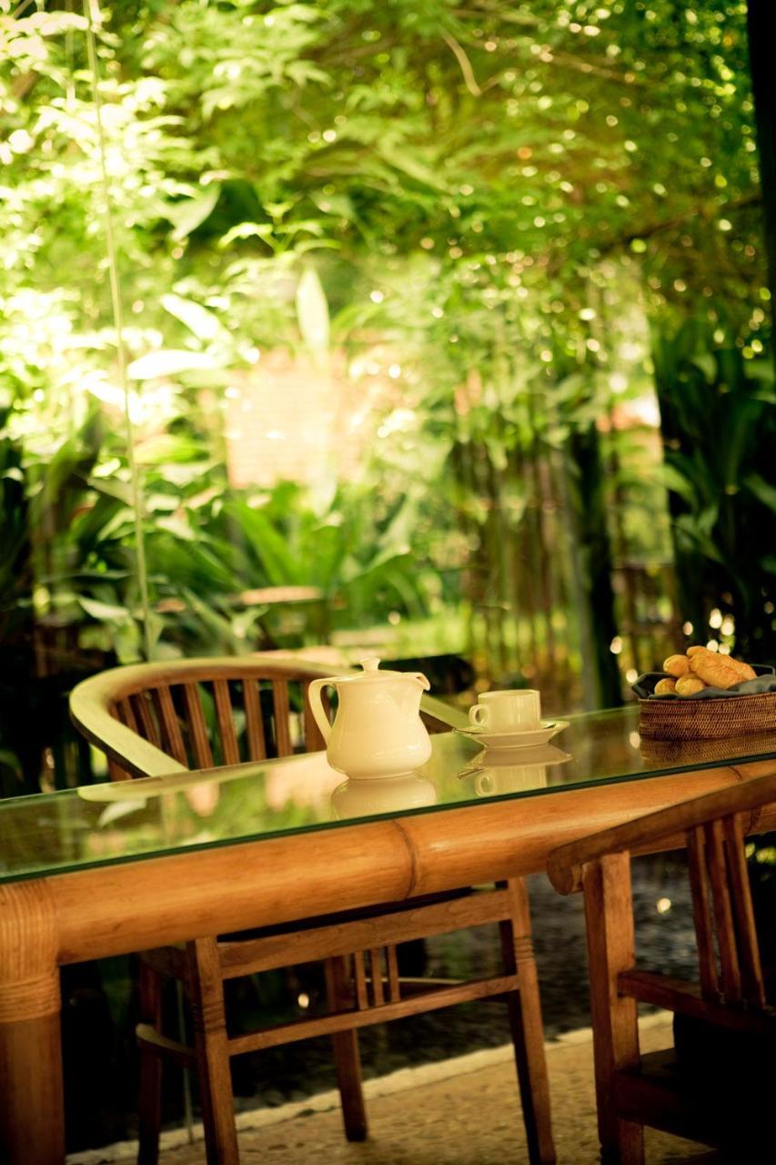 La Taverna Suites Sanur  Exterior photo